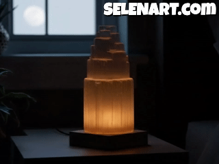 Lampe en sélénite – effet lumineux réel